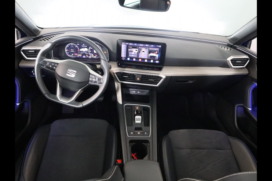 Seat Leon Sportstourer 1.4 TSI eHybrid PHEV FR 204pk | Panoramadak | Park Assist | Airco automatisch | Apple Carplay/Android Auto | cruise control, LED koplampen | Lichtmetalen velgen | Navigatiesysteem full map