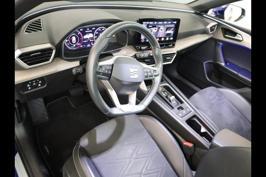 Seat Leon Sportstourer 1.4 TSI eHybrid PHEV FR 204pk | Panoramadak | Park Assist | Airco automatisch | Apple Carplay/Android Auto | cruise control, LED koplampen | Lichtmetalen velgen | Navigatiesysteem full map