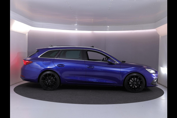 Seat Leon Sportstourer 1.4 TSI eHybrid PHEV FR 204pk | Panoramadak | Park Assist | Airco automatisch | Apple Carplay/Android Auto | cruise control, LED koplampen | Lichtmetalen velgen | Navigatiesysteem full map