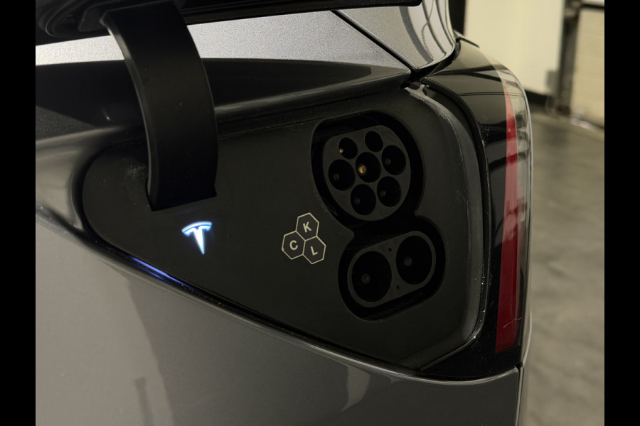 Tesla Model Y Long Range AWD 75 kWh | ACC | Stoelen verwarmd | Keyless