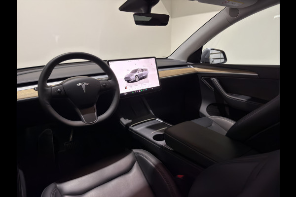 Tesla Model Y Long Range AWD 75 kWh | ACC | Stoelen verwarmd | Keyless