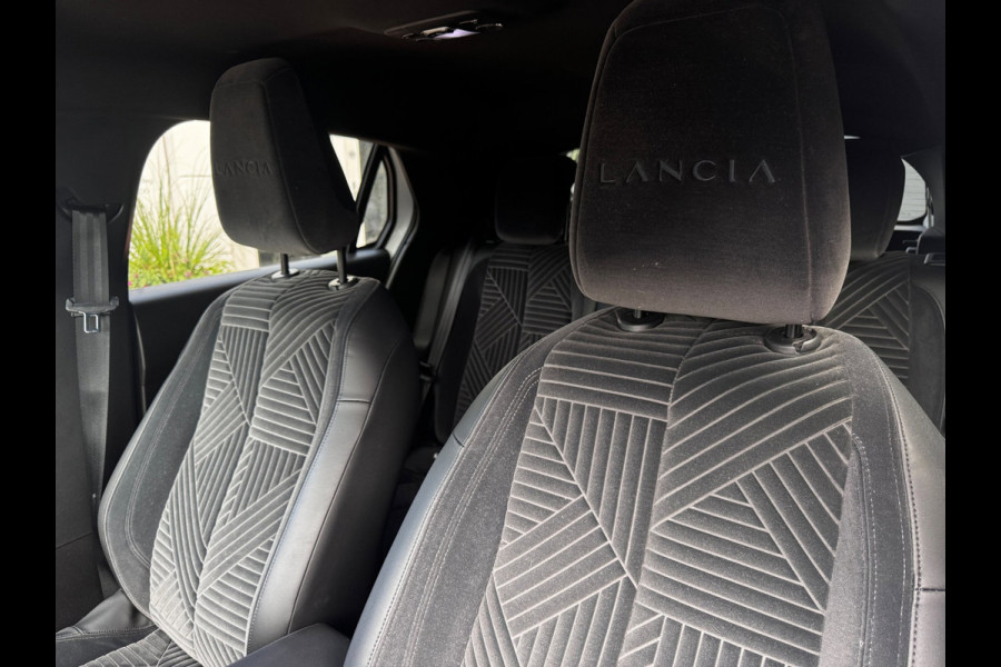 Lancia Ypsilon 1.2 Turbo Hybrid LX 110pk | 360 Camera | Navigatie By App | Adaptive Cruise | Climate control