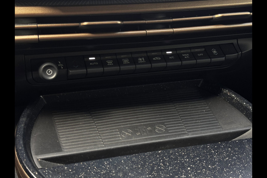 Lancia Ypsilon 1.2 Turbo Hybrid LX 110pk | 360 Camera | Navigatie By App | Adaptive Cruise | Climate control