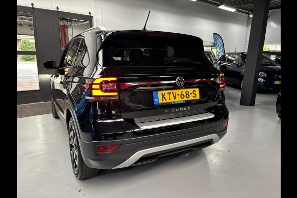 Volkswagen T-Cross 1.5 TSI Style / Carplay /Trekhaak/ Stoelverwarming