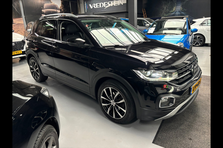 Volkswagen T-Cross 1.5 TSI Style / Carplay /Trekhaak/ Stoelverwarming