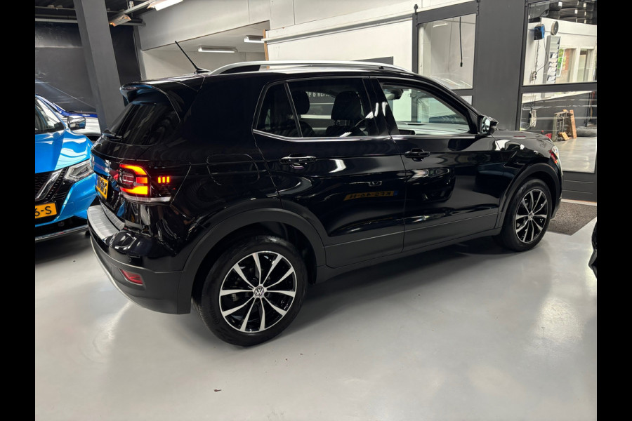 Volkswagen T-Cross 1.5 TSI Style / Carplay /Trekhaak/ Stoelverwarming