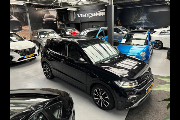 Volkswagen T-Cross 1.5 TSI Style / Carplay /Trekhaak/ Stoelverwarming
