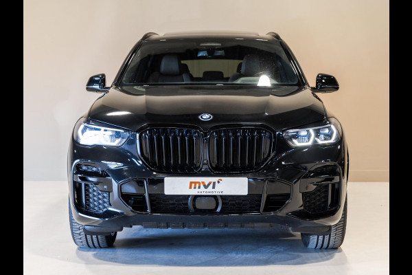 BMW X5 xDrive45e Executive M Pakket / 394pk / SOH 90% / Panorama dak / Trekhaak / Head-up display / 360 graden camera /