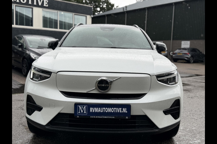 Volvo XC40 Single Motor Plus 69 kWh SOH 93% | ELEKTRISCHE KOFFERBAK | VOLVO DEALER ONDERHOUDEN | ADAPTIVE CRUISE CONTROL | STOEL- + STUURWIELVERWARMING | CAMERA | ALL-IN PRIJS INCL. 12 MND BOVAG GARANTIE