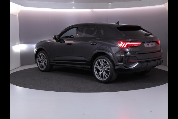 Audi Q3 Sportback 45 TFSI e S Edition 245 pk S-tronic | Navigatie | Panoramadak | Trekhaak (wegklapbaar) | Parkeersensoren | Rondomzicht camera | Matrix LED koplampen | Elektr. voorstoelen | S-Line |
