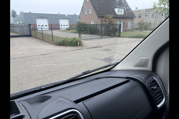 Peugeot Boxer 2.2 BlueHDi 180PK Euro6 Aut. L4H2 3.5t Zwaar ✓ 3-zits ✓ Trekhaak 3.000 KG ✓ dubbele schuifdeur