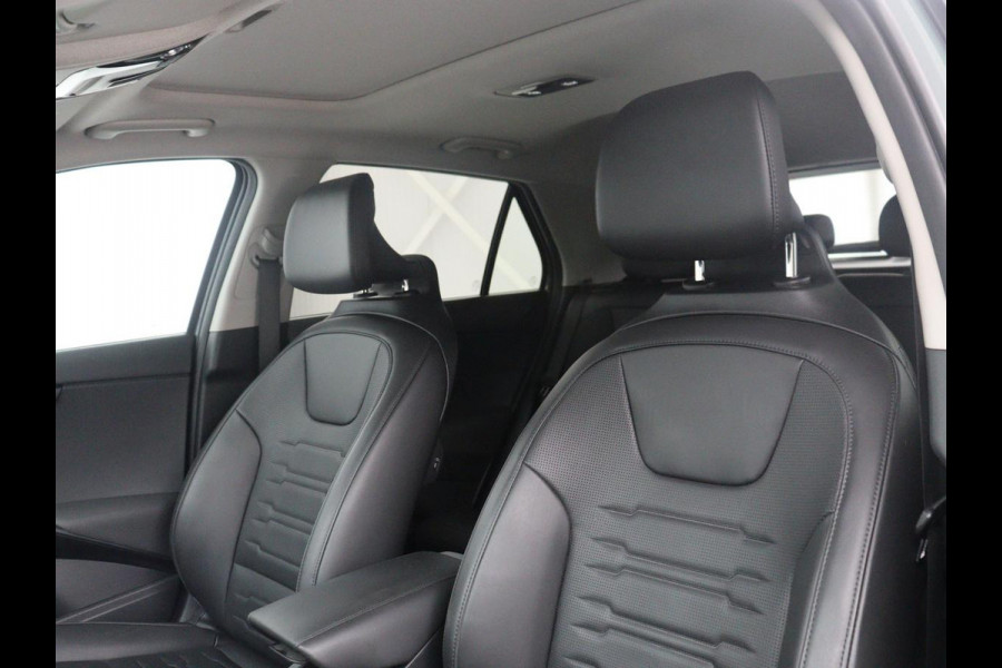 Kia Niro 1.6 GDi Hybrid DynamicPlusLine | Panoramadak | Leder | Cruise control | Head-up | Stuur/stoel verwarming | Navigatie | Carplay | Camera | Park assist | Elektrische achterklep