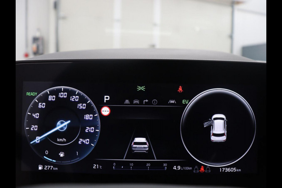 Kia Niro 1.6 GDi Hybrid DynamicPlusLine | Panoramadak | Leder | Cruise control | Head-up | Stuur/stoel verwarming | Navigatie | Carplay | Camera | Park assist | Elektrische achterklep