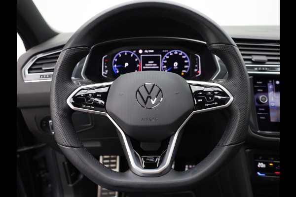 Volkswagen Tiguan 1.5 TSI R-Line Business+ | Panodak | Standkachel | Keyless | IQ Light | Black Style | Elk. A-klep | Prijs Rijklaar !!