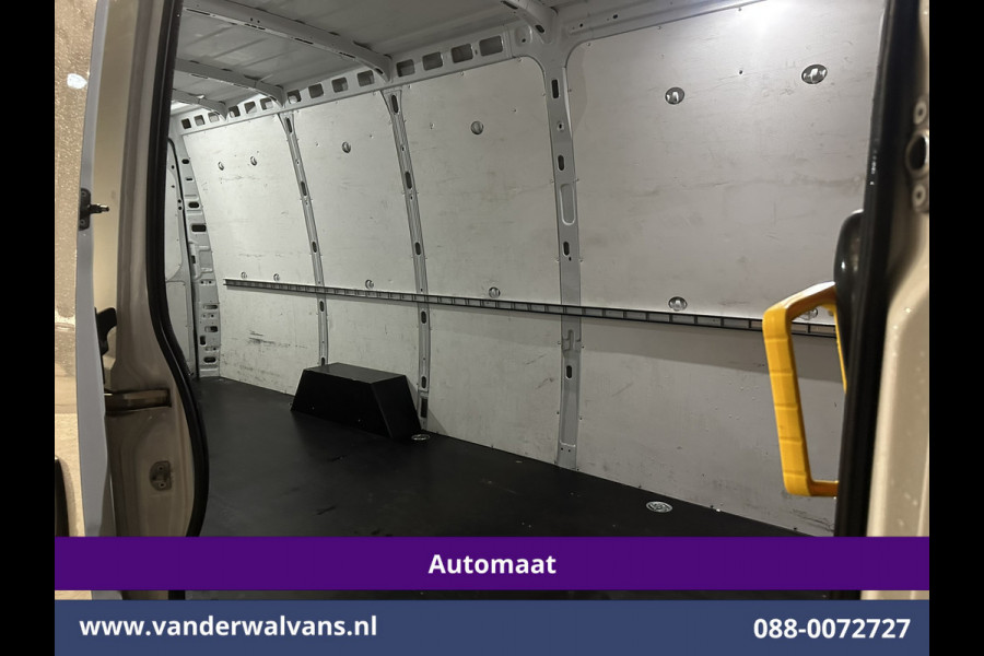 Iveco Daily 35S16V 157pk Automaat L3H2 Euro6 Airco | Apple Carplay | Android Auto Parkeersensoren, Bijrijdersbank, 3500kg trekvermogen