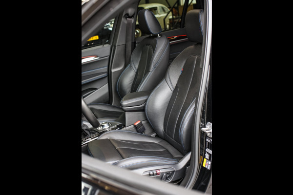 BMW X1 XDrive25e M-Sport *Pano*H/K*Head-Up*Keyless*Trekhaak*Led*