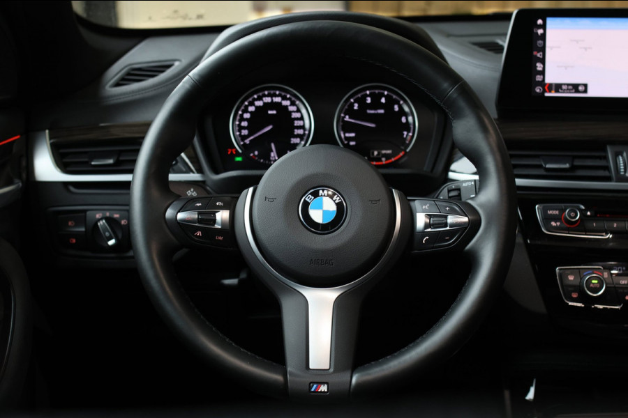 BMW X1 XDrive25e M-Sport *Pano*H/K*Head-Up*Keyless*Trekhaak*Led*