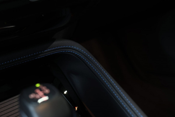 BMW X1 XDrive25e M-Sport *Pano*H/K*Head-Up*Keyless*Trekhaak*Led*