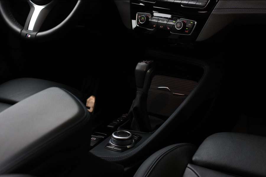 BMW X1 XDrive25e M-Sport *Pano*H/K*Head-Up*Keyless*Trekhaak*Led*