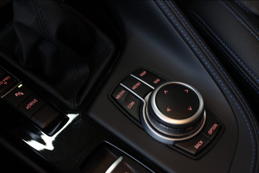 BMW X1 XDrive25e M-Sport *Pano*H/K*Head-Up*Keyless*Trekhaak*Led*