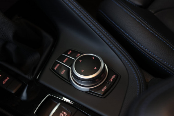 BMW X1 XDrive25e M-Sport *Pano*H/K*Head-Up*Keyless*Trekhaak*Led*