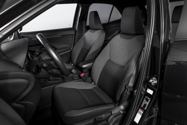 Toyota Yaris Cross 1.5 Hybrid 115 Dynamic | Dig.Cockpit | Adapt.Cruise | Stoel-+stuurverwarming | Camera | PDC | NAV+App.Connect | Auto.Airco | LM 17" | 5478