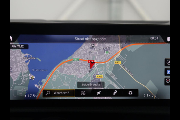 Mercedes-Benz A-Klasse 250 Premium Plus | Panoramadak | Leder/alcantara | Memory | Cruise control | Stoelverwarming | Sfeerverlichting | Navigatie | Carplay | Climate control | Camera | Park assist