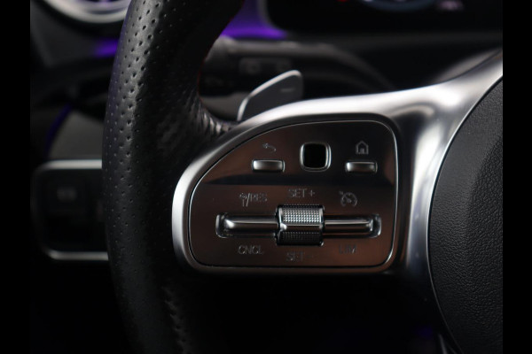 Mercedes-Benz A-Klasse 250 Premium Plus | Panoramadak | Leder/alcantara | Memory | Cruise control | Stoelverwarming | Sfeerverlichting | Navigatie | Carplay | Climate control | Camera | Park assist