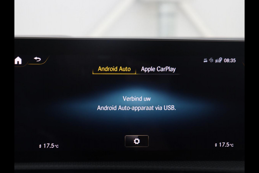 Mercedes-Benz A-Klasse 250 Premium Plus | Panoramadak | Leder/alcantara | Memory | Cruise control | Stoelverwarming | Sfeerverlichting | Navigatie | Carplay | Climate control | Camera | Park assist