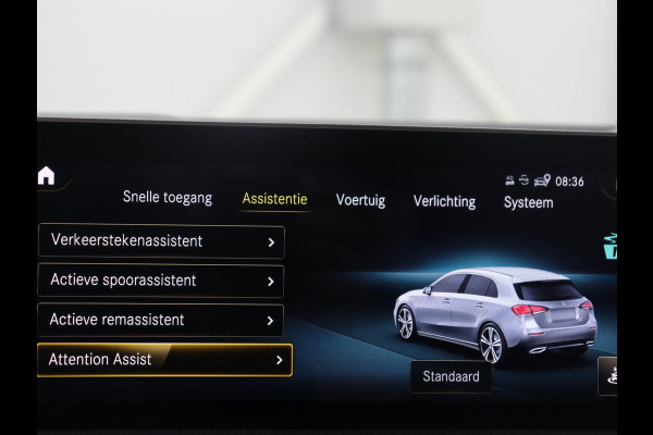 Mercedes-Benz A-Klasse 250 Premium Plus | Panoramadak | Leder/alcantara | Memory | Cruise control | Stoelverwarming | Sfeerverlichting | Navigatie | Carplay | Climate control | Camera | Park assist
