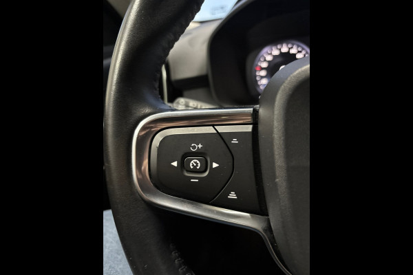 Volvo XC40 1.5 T3 Momentum Navi | Clima | Cruise | Pano