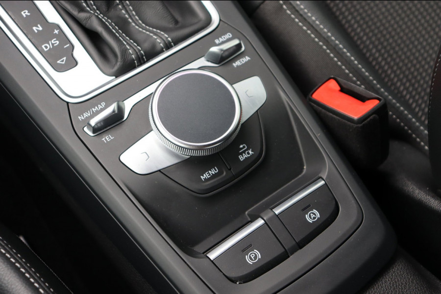 Audi Q2 35 TFSI S-Line Edition Org.NL carplay