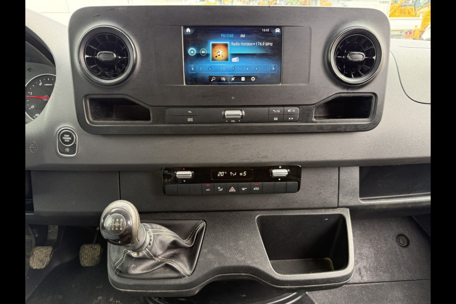 Mercedes-Benz Sprinter 314 2.2 CDI L2H2 Dubbele Cabine 6-personen Climate Control Cruise Control Trekhaak Imperiaal Carplay