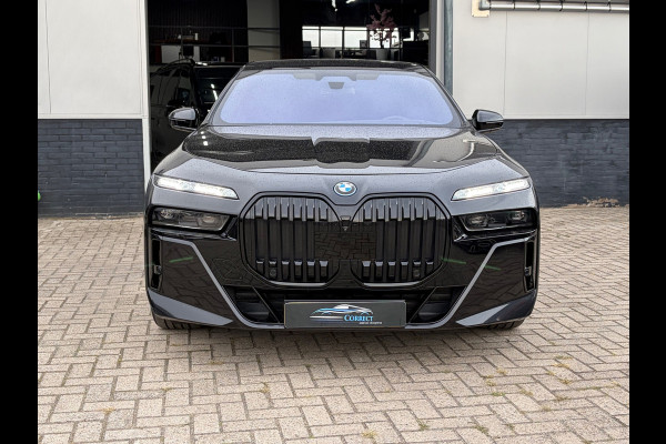 BMW 7 Serie 750e xDrive|M-Sport|Pano|B&W|