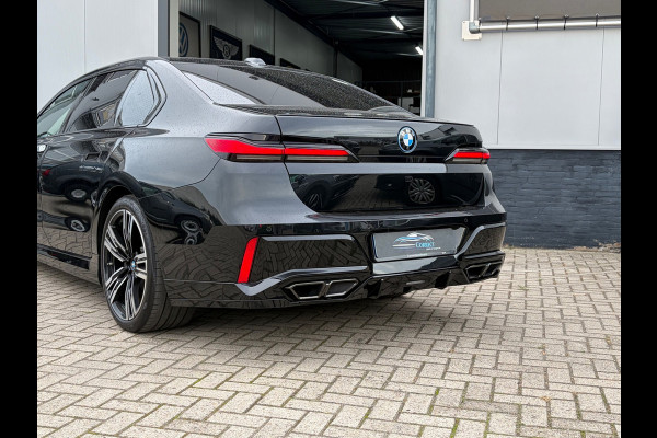 BMW 7 Serie 750e xDrive|M-Sport|Pano|B&W|