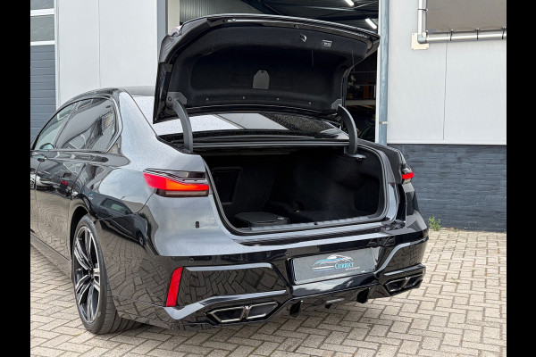 BMW 7 Serie 750e xDrive|M-Sport|Pano|B&W|