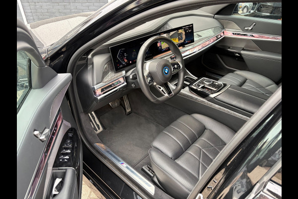 BMW 7 Serie 750e xDrive|M-Sport|Pano|B&W|