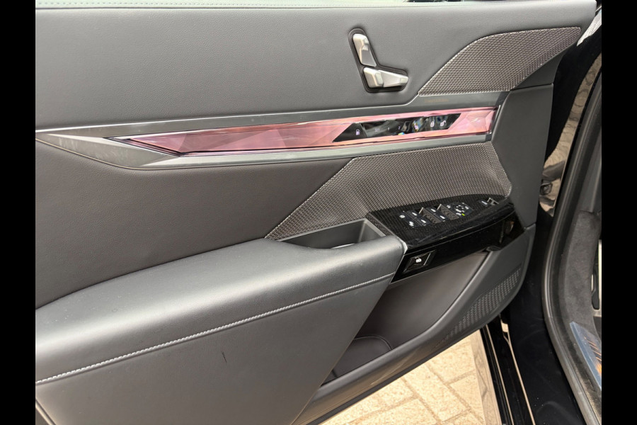 BMW 7 Serie 750e xDrive|M-Sport|Pano|B&W|
