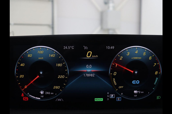 Mercedes-Benz A-Klasse 250 e Business Solution AMG Limited | SOH 94,5% | Leder/alcantara | Cruise control | Stoelverwarming | Navigatie | Bluetooth | Sfeerverlichting | Camera | Park assist