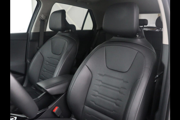 Kia Niro EV DynamicPlusLine 64.8 kWh | SOH 94,8% | Panoramadak | Leder | Cruise control | Head-up | Dodehoek detectie | Stuur/stoelverwarming | Camera | Park assist | Climate control | Carplay | Elektrische achterklep