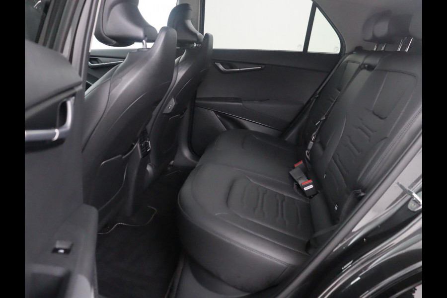 Kia Niro EV DynamicPlusLine 64.8 kWh | SOH 94,8% | Panoramadak | Leder | Cruise control | Head-up | Dodehoek detectie | Stuur/stoelverwarming | Camera | Park assist | Climate control | Carplay | Elektrische achterklep