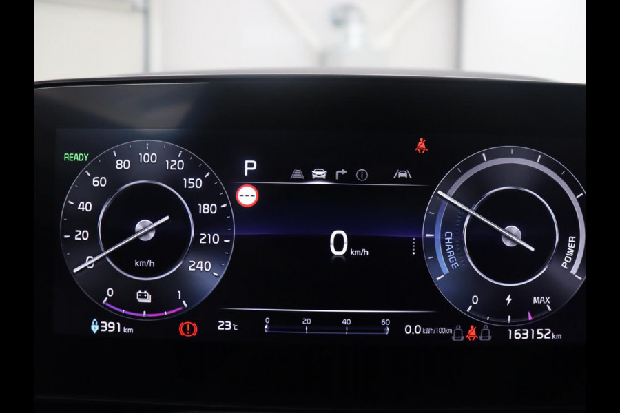 Kia Niro EV DynamicPlusLine 64.8 kWh | SOH 94,8% | Panoramadak | Leder | Cruise control | Head-up | Dodehoek detectie | Stuur/stoelverwarming | Camera | Park assist | Climate control | Carplay | Elektrische achterklep
