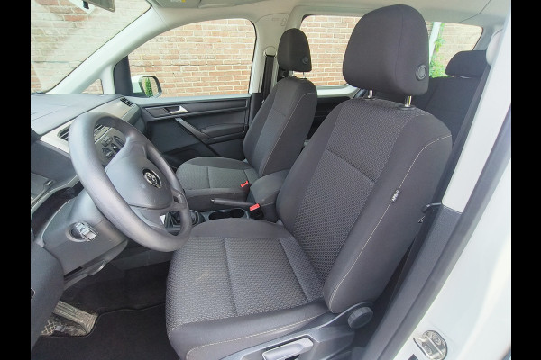 Volkswagen Caddy 1.0 Tsi Basic 102 PK 7 persoons Rijklaar + 12 maanden Bovag-garantie Henk Jongen Auto's in Helmond,  al 50 jaar service zoals 't hoort!