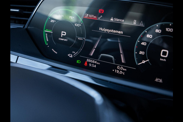 Audi e-tron Sportback 55 quattro S edition 95 kWh Pano | Valcona | 21” | Luchtvering | Trekhaak | BTW