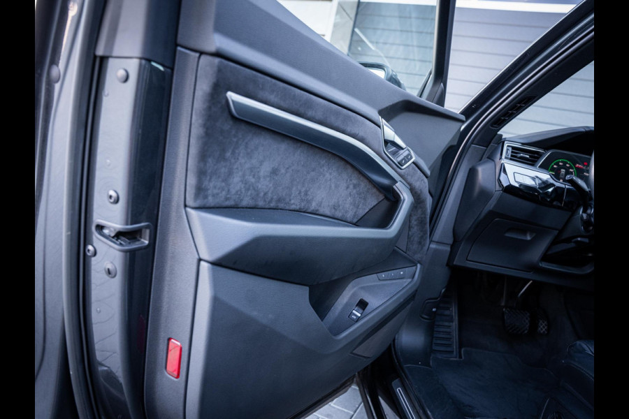 Audi e-tron Sportback 55 quattro S edition 95 kWh Pano | Valcona | 21” | Luchtvering | Trekhaak | BTW