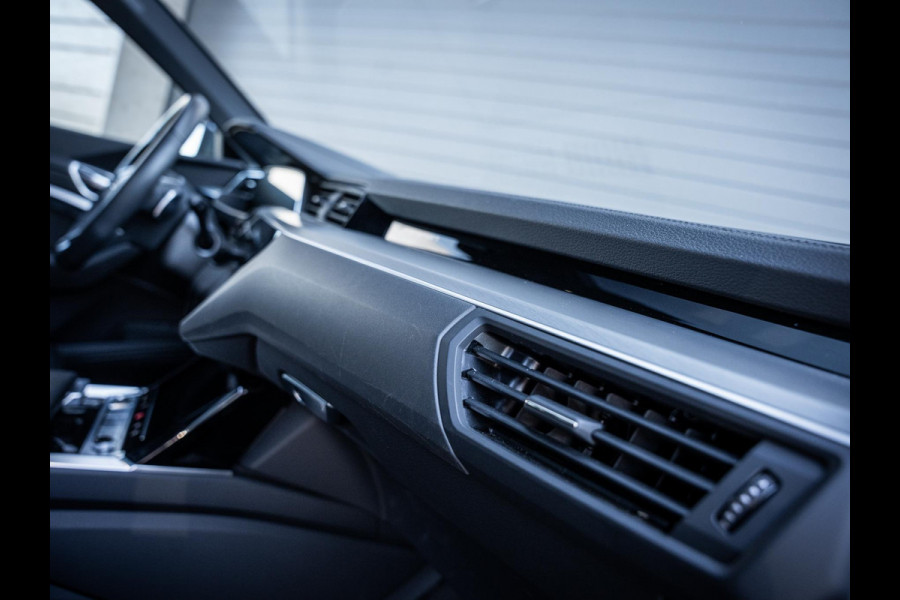 Audi e-tron Sportback 55 quattro S edition 95 kWh Pano | Valcona | 21” | Luchtvering | Trekhaak | BTW
