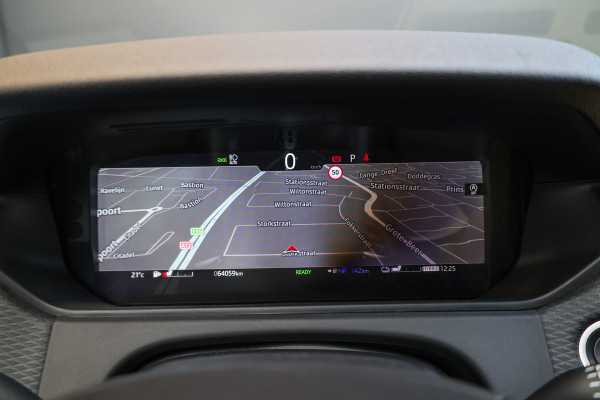 Land Rover Range Rover Velar 2.0 P400e | PANO | MERIDIAN SURROUND | STOEL+STUURWIELVERWARMING |