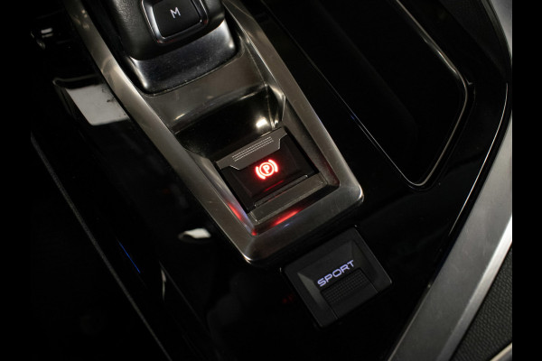 Peugeot 5008 1.2 PureTech GT-line Sport (APPLE CARPLAY,NAVI,CAMERA,DIGITAL COCKPIT,CLIMATE,CRUISE,GETINT,SPORTSTOELEN,LM VELGEN)