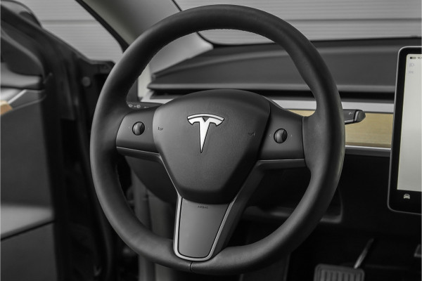 Tesla Model 3 Standard RWD Plus 60 kWh Autopilot 23.000 KM