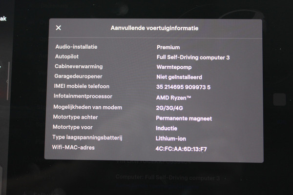 Tesla Model Y Long Range AWD 75 kWh SOh 90.6% LEER NAVI PANO 124000KM!!!